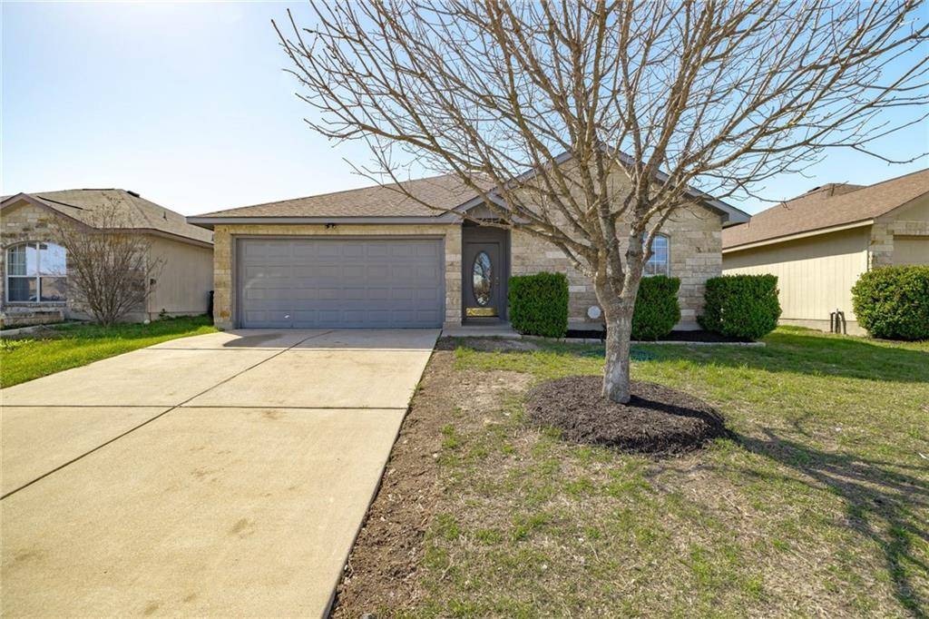 204 Moonstone DR, Jarrell, TX 76537