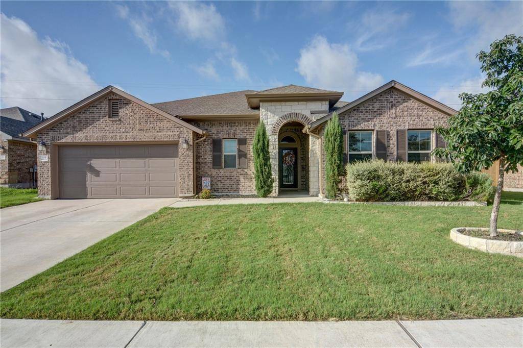 119 Headwaters DR, Bastrop, TX 78602