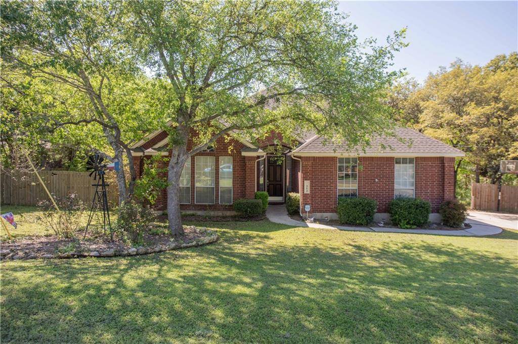 303 Meadow Woods DR, Kyle, TX 78640