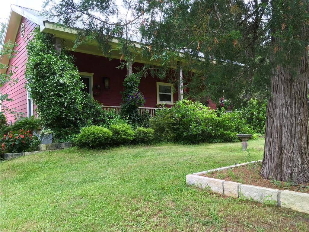 1406 County Road B, Lexington, TX 78947