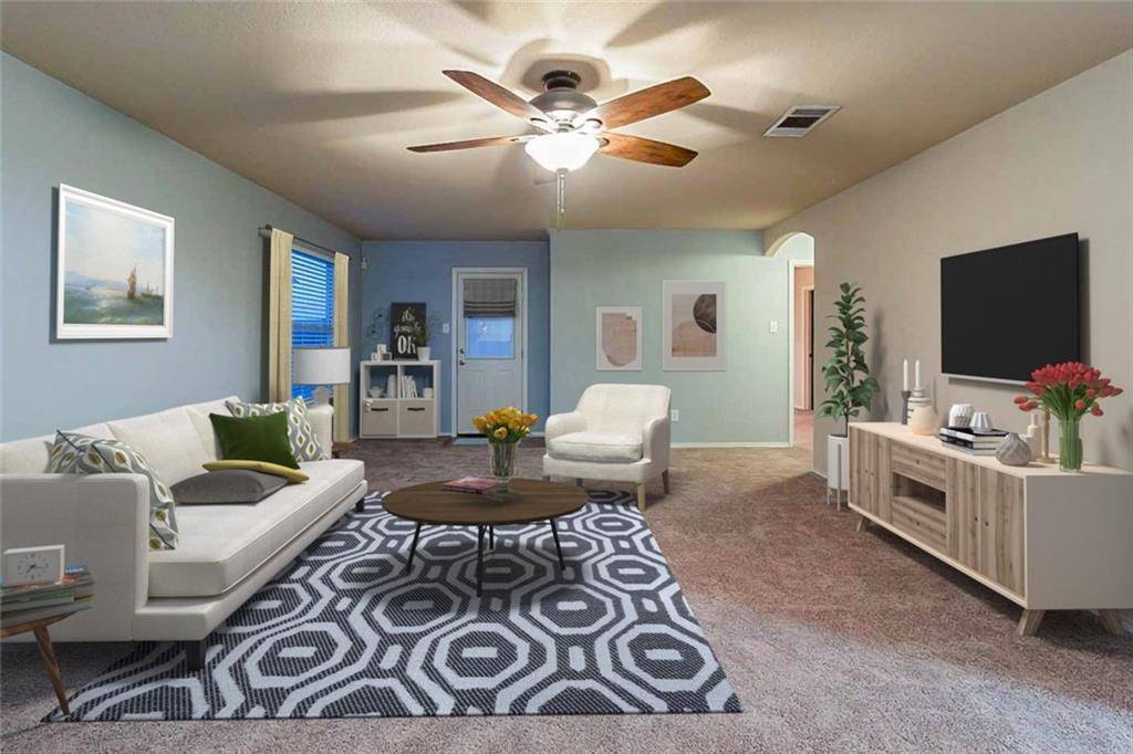 1102 Reagan Wells DR, Hutto, TX 78634