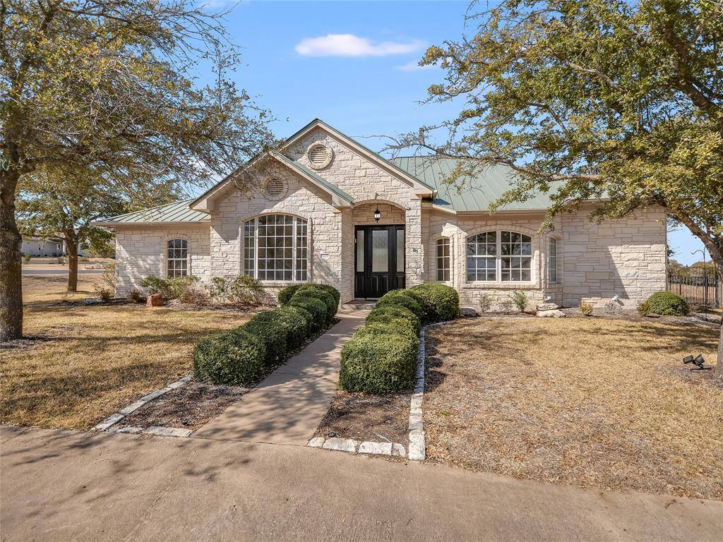 26600 Hunters Grove CT, Spicewood, TX 78669