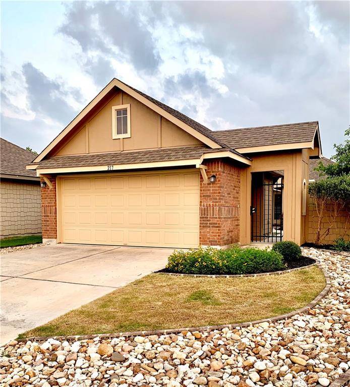 217 Rock Bluff LN, San Marcos, TX 78666
