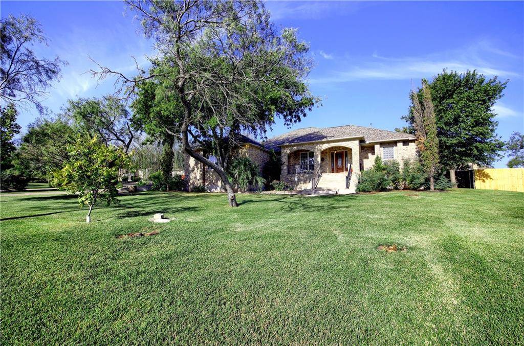1800 Carey Ave, Taylor, TX 76574