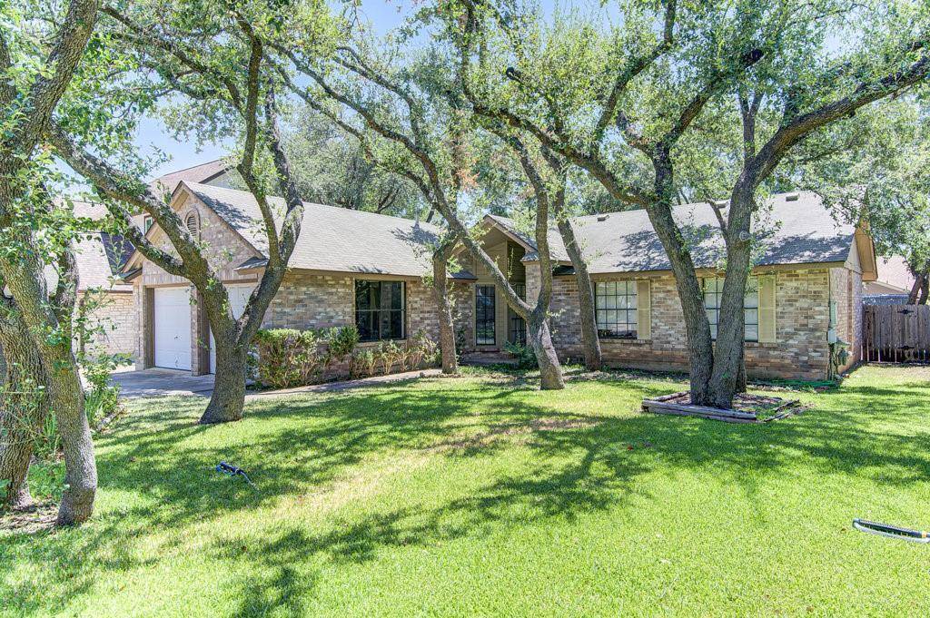 1604 Honeyweed ST, Cedar Park, TX 78613