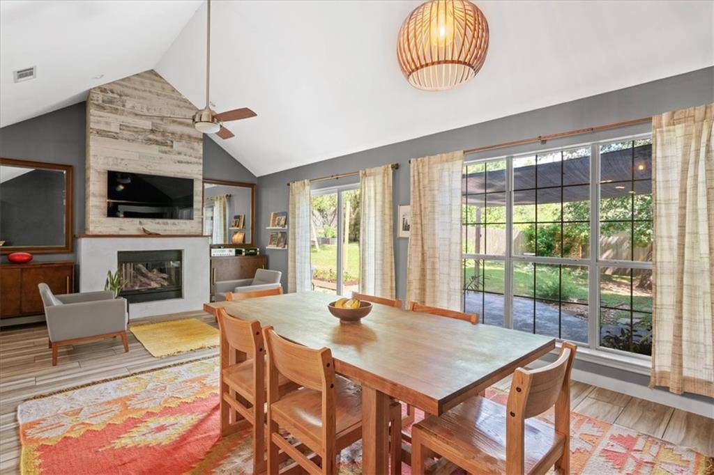 136 Koloiki LN, Bastrop, TX 78602