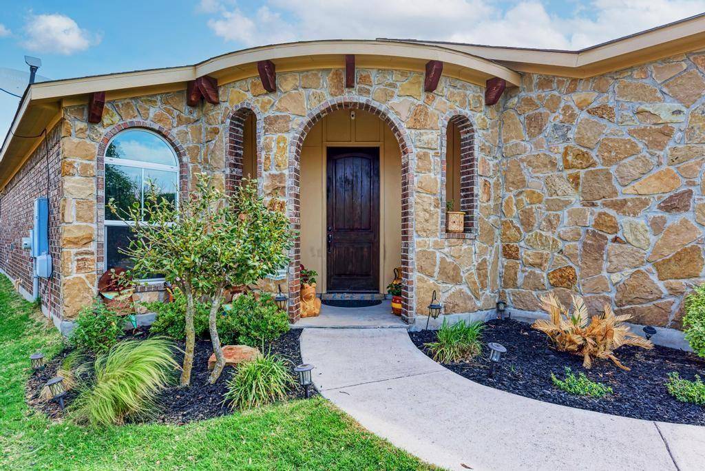 204 Blackman TRL, Hutto, TX 78634