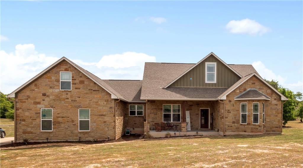 183 Oak Shadows DR, Bastrop, TX 78602