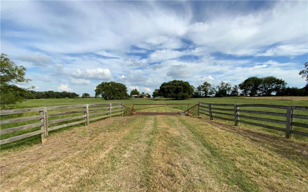 3201 W Texas HWY 21, Lincoln, TX 78948