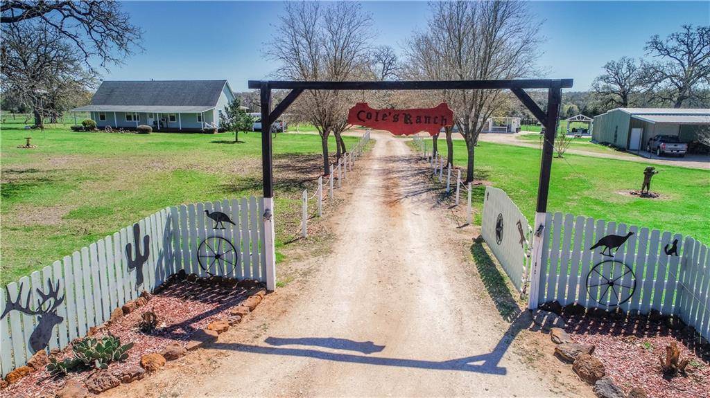 1020 County Road 429, Dime Box, TX 77853