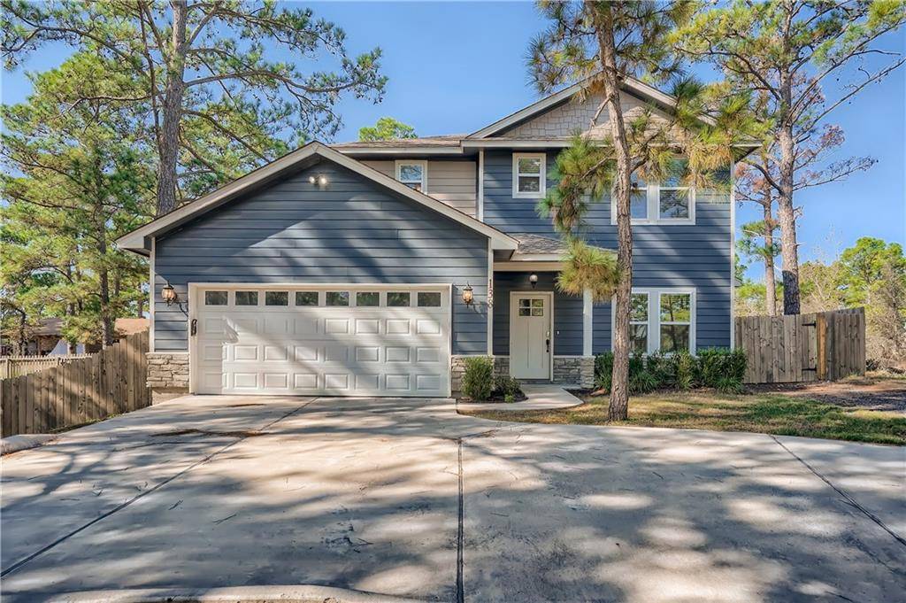 138 Koolua DR, Bastrop, TX 78602