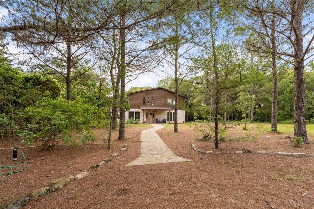 112 Michele DR, Bastrop, TX 78602