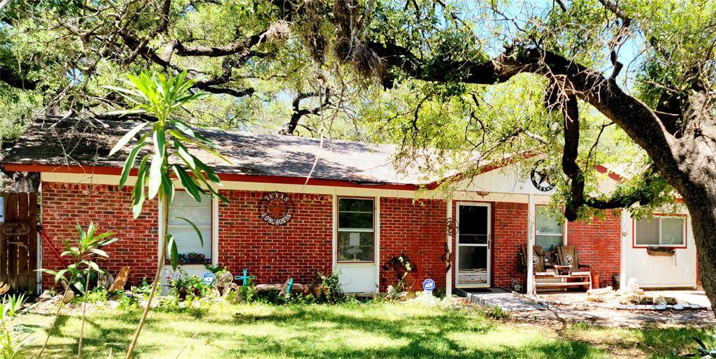 1203 Doris LN, Cedar Park, TX 78613