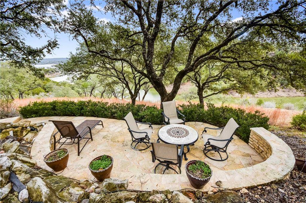 27512 Waterfall Hill PKWY, Spicewood, TX 78669