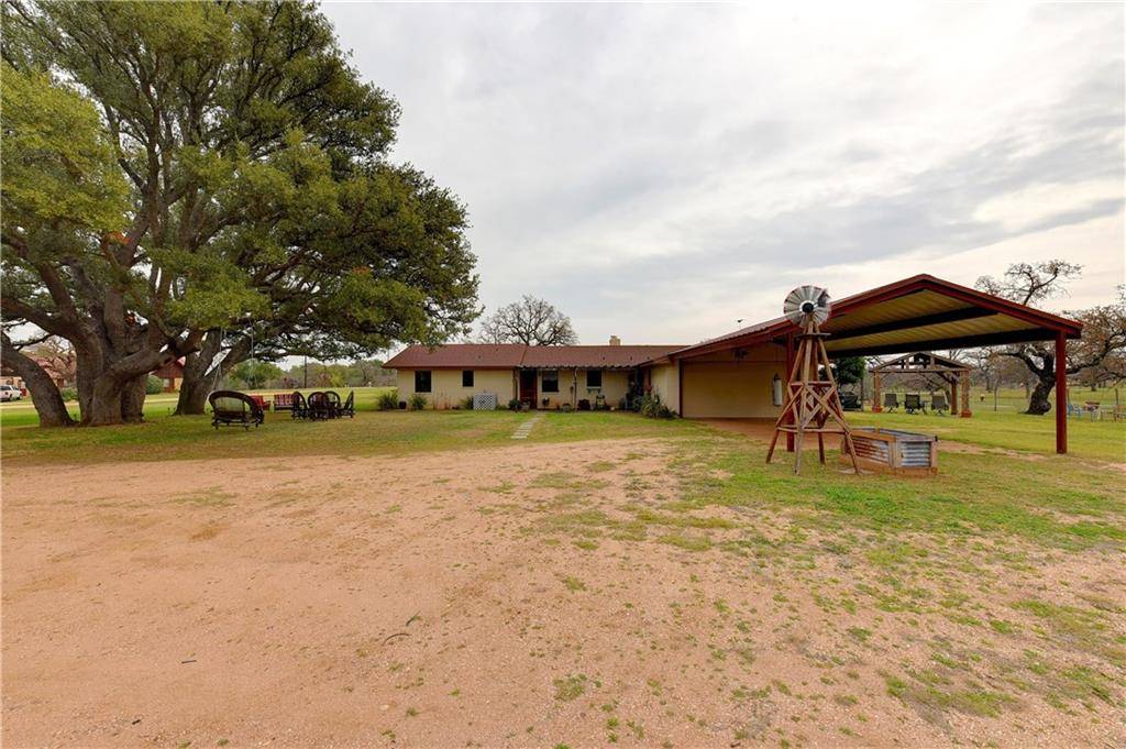 526 Oak Forest RD, Marble Falls, TX 78654