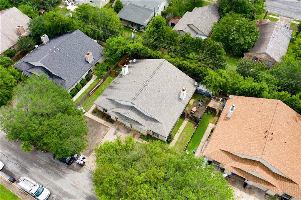 909 Ridgemont ST, Round Rock, TX 78664