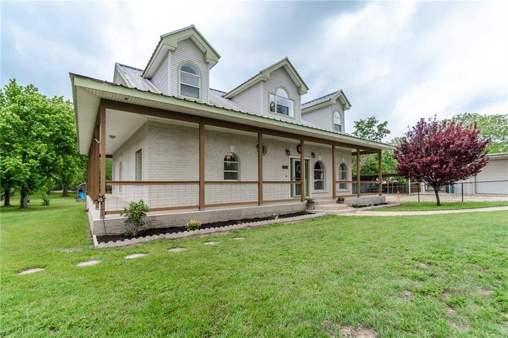 453 County Road 135, Hutto, TX 78634