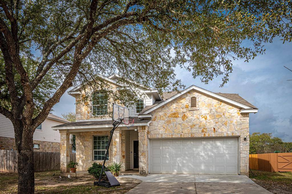 1245 Four Seasons Farm DR, Kyle, TX 78640