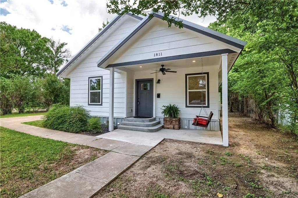 1811 Pecan ST, Bastrop, TX 78602