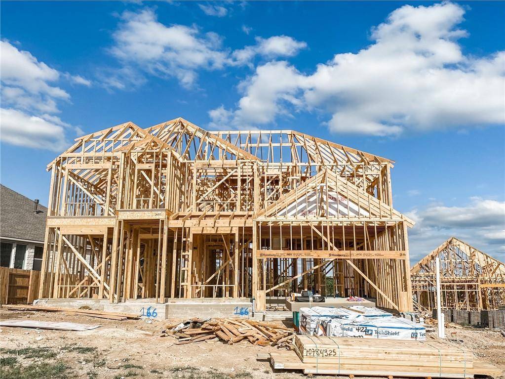 166 Independence DR, Kyle, TX 78640