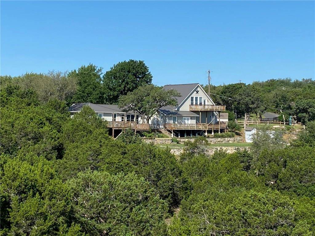 801 SKYLINE DR, Spicewood, TX 78669