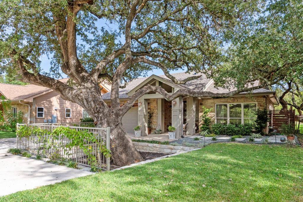 225 Bluff ST, Buda, TX 78610