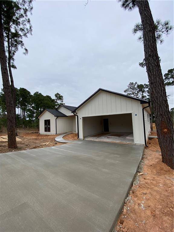 176 Mahalo CT, Bastrop, TX 78602