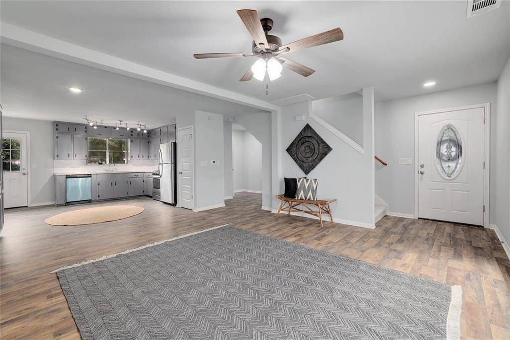 604 E Oak DR, Round Rock, TX 78664