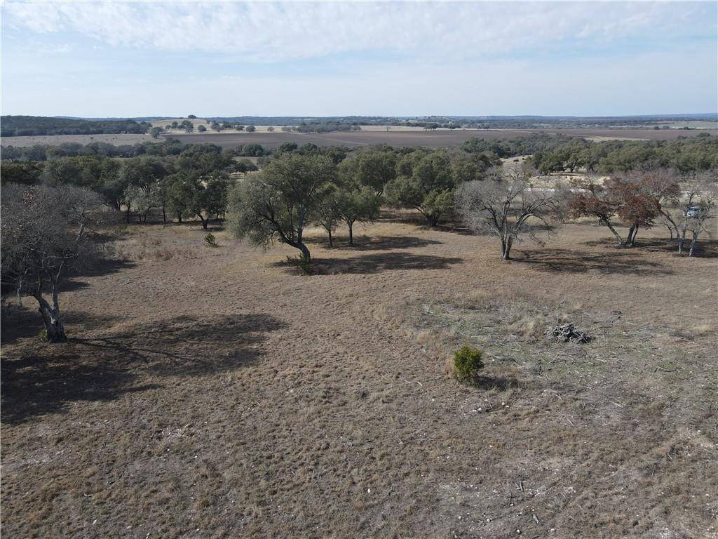 1079 Thriving Oak DR, Fredericksburg, TX 78624