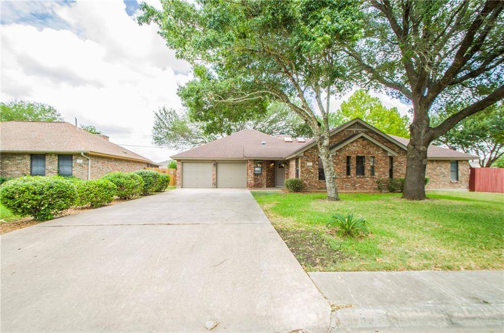 2506 Cherrylawn DR, Taylor, TX 76574