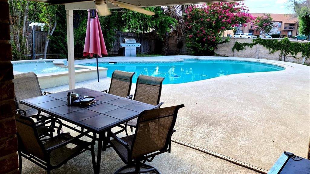 808 Windsor RD, Round Rock, TX 78664