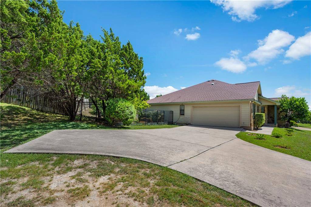22340 Briarcliff DR, Spicewood, TX 78669