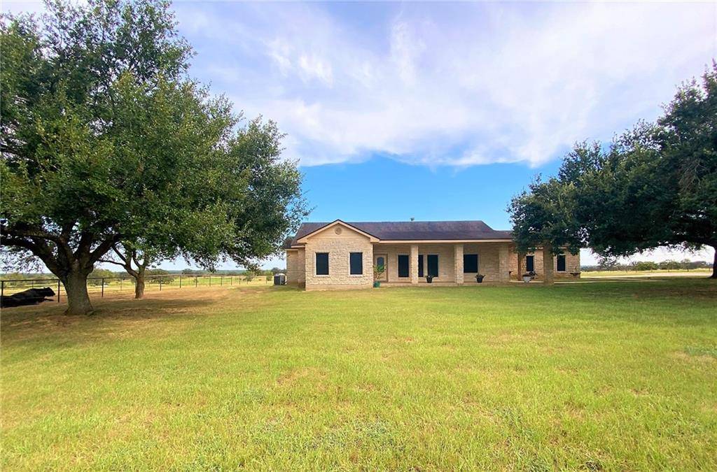 4181 W FM 696, Lexington, TX 78947