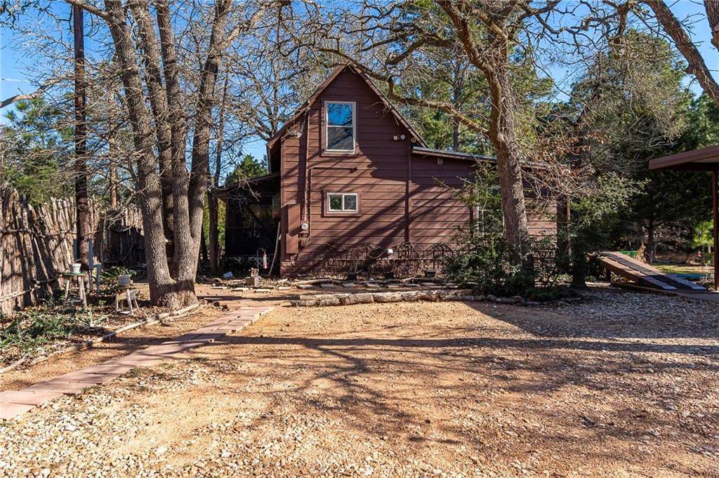 175 Shadow Oak DR, Bastrop, TX 78602