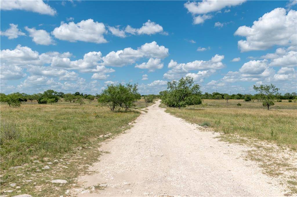 4471 S Highway 183, Lampasas, TX 76550