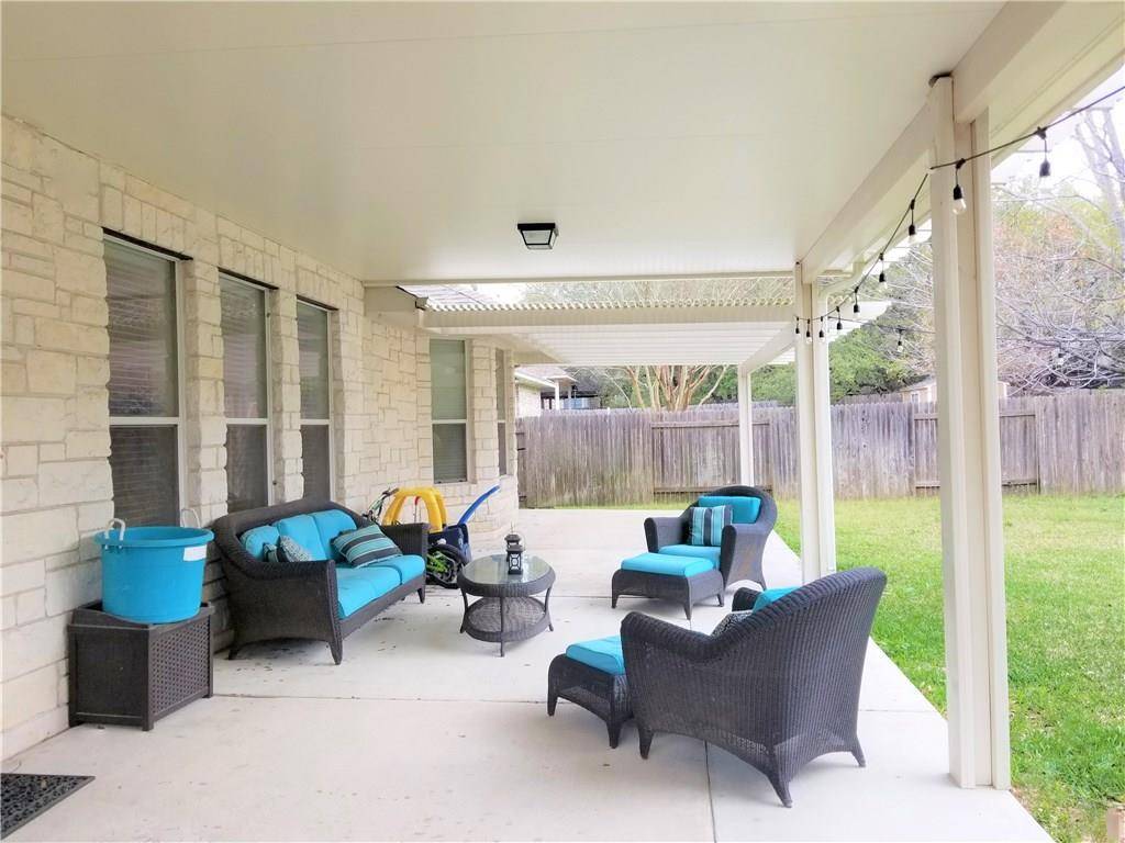 1118 Challa DR, Cedar Park, TX 78613