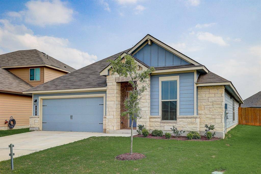 121 Lillian DR, Taylor, TX 76574