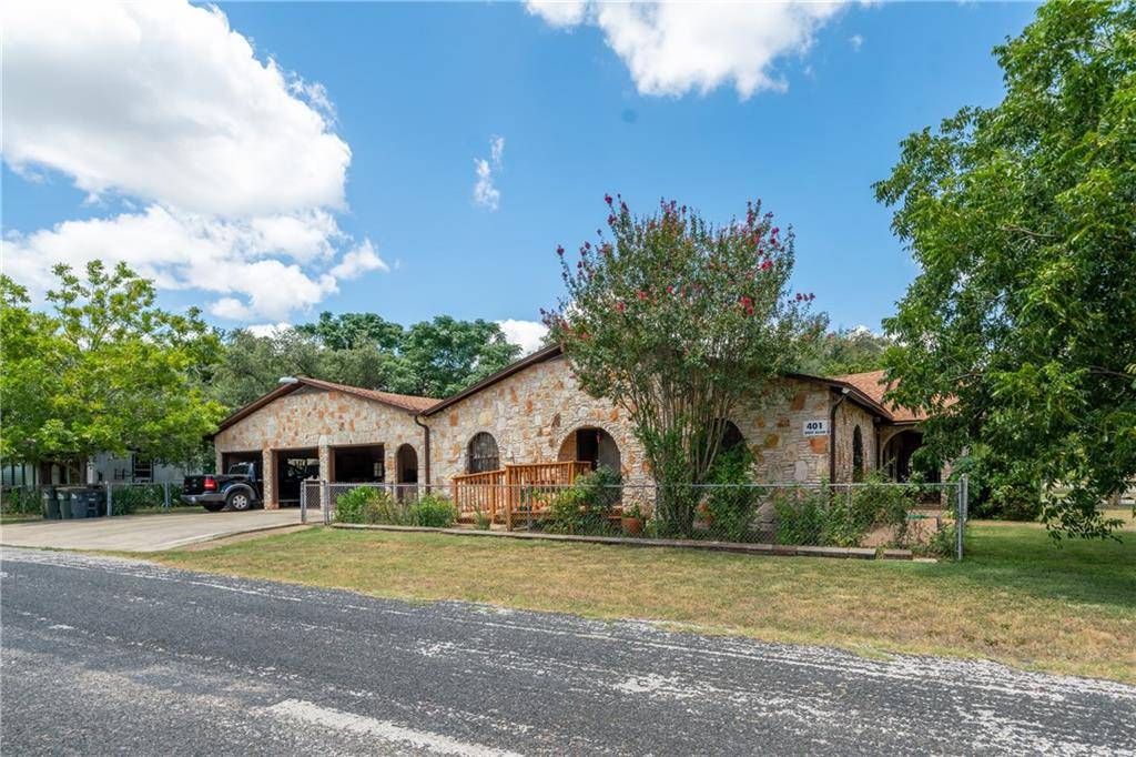 401 W Allen ST, Kyle, TX 78640