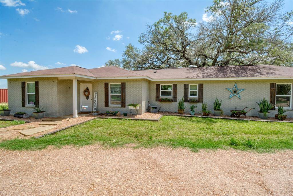 1071 Main Ave, Lincoln, TX 78948