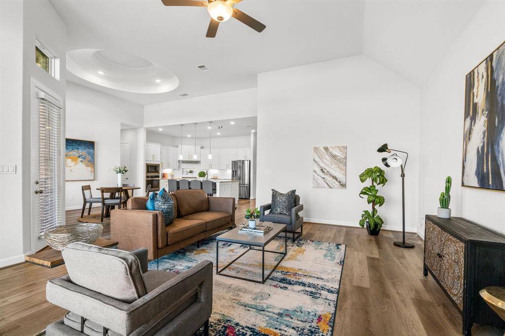 766 Wild Pecan LOOP, Buda, TX 78610