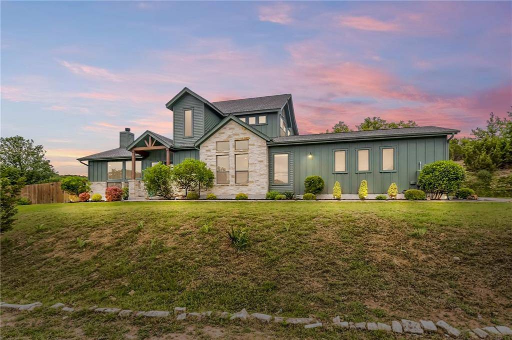 1207 Larkhall DR, Spicewood, TX 78669