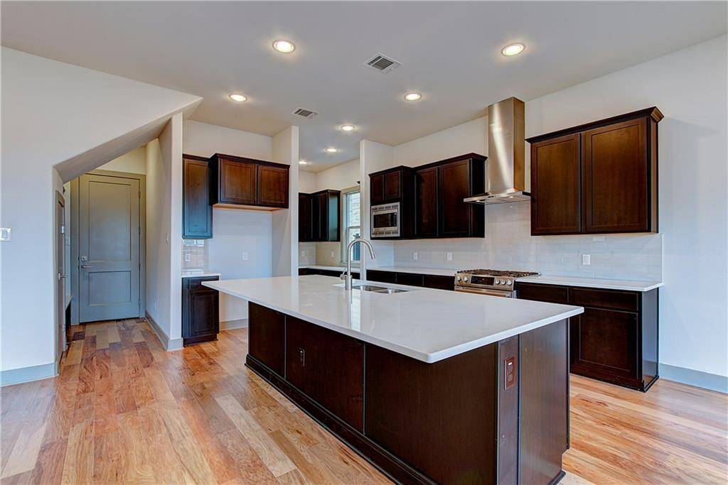 900 Old Mill RD #29, Cedar Park, TX 78613