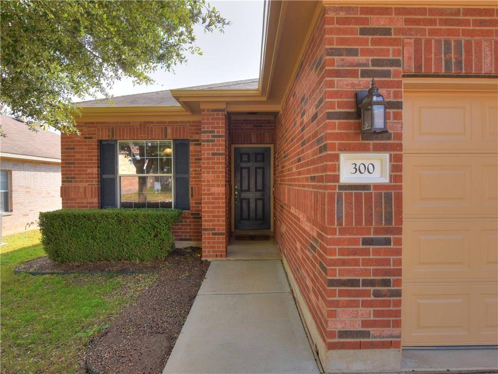 300 Dark Horse LN, Buda, TX 78610