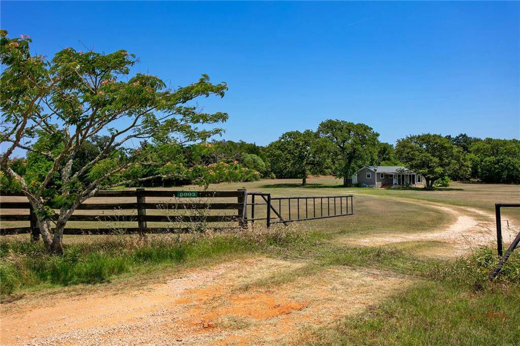 8893 CR 323, Caldwell, TX 77836