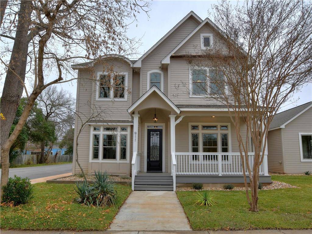 911 Farm ST, Bastrop, TX 78602
