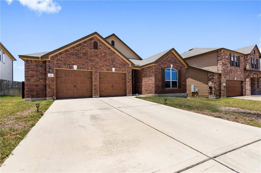 131 Fender DR, Kyle, TX 78640