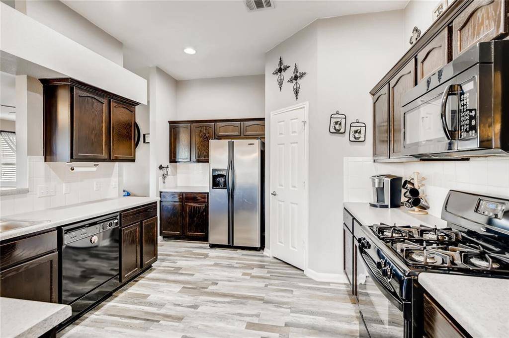 134 Voyager CV, Kyle, TX 78640