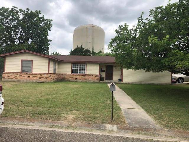 212 N Willis ST, Lampasas, TX 76550