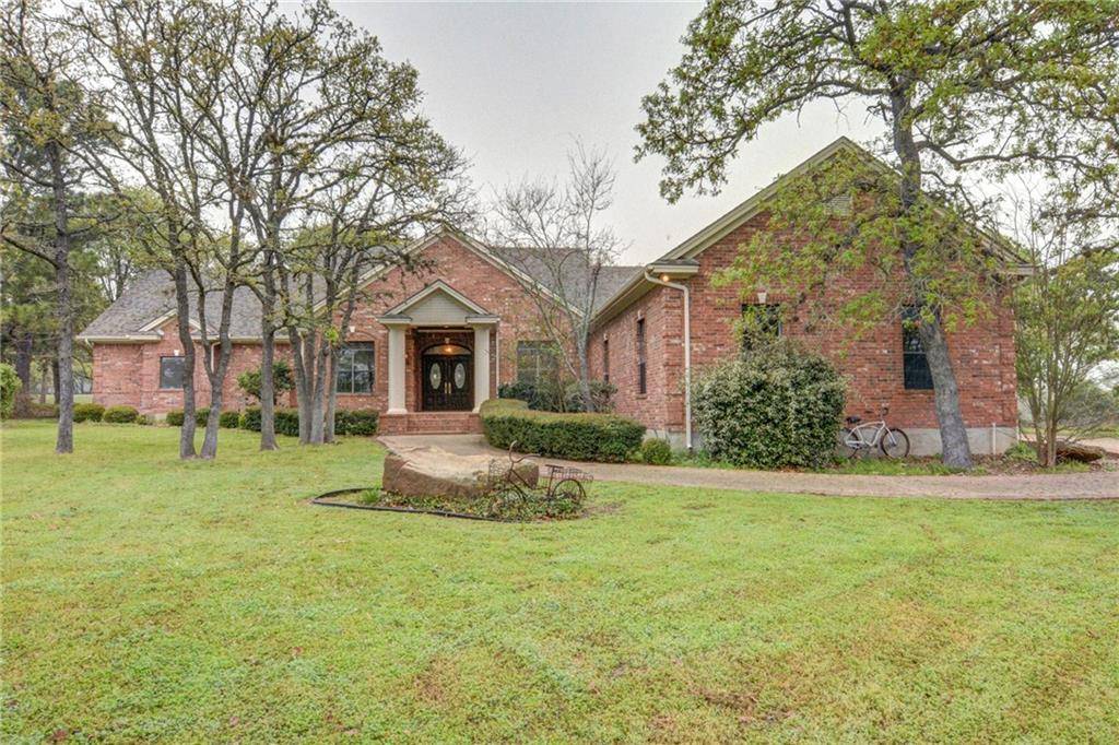112 Oak CT, Bastrop, TX 78602