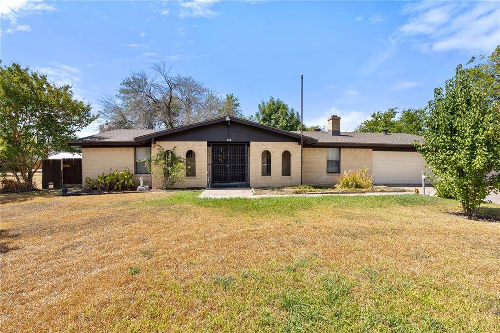 310 W Browning ST, Manor, TX 78653